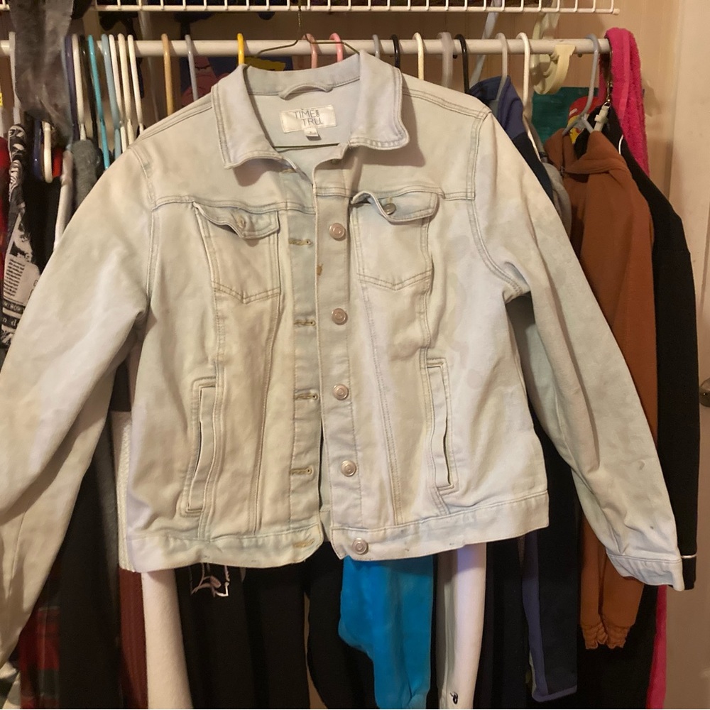 This is just a simple little Jean jacket